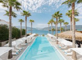 Nikki Beach Resort & Spa Montenegro，位于蒂瓦特机场 - TIV附近的酒店