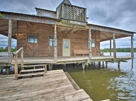 Secluded Anglers Haven - Boat and Fish!