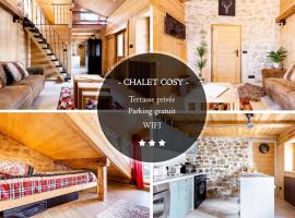 Annecy au bord du lac Chalet cosy avec terrasse，位于安锡的木屋