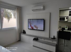 Lindo apartamento ao lado do Park Shopping Canoas，位于卡诺阿斯的酒店