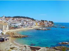 Apartamento a 100 m de playa. Calella Palafrugell