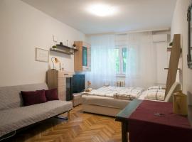 Studio Apartment Vijenac，位于奥西耶克Osijek Citadel附近的酒店