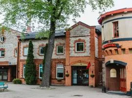 亚历山大酒店，位于塔尔图Tartu Airport - TAY附近的酒店