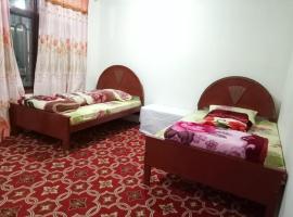 Rush Lake Gateway Hotel，位于Nagir的酒店