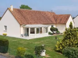 Gîte "Au P'tit Tourois" de plain-pied tout confort avec véranda proche d'Omaha Beach et de Bayeux accueillant les animaux