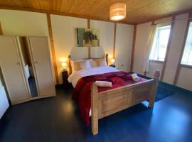The Cosy Cabin