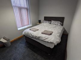 Cheap and Cosy Rooms with TV，位于Clayton le Moors的度假短租房