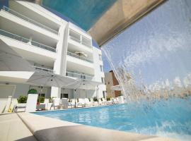 Case vacanze Blue Bay Resort，位于阿布鲁齐的罗塞托的酒店