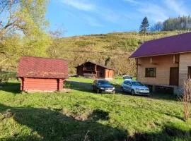 Котедж біля річки