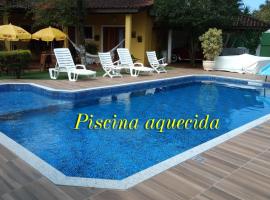 Pousada Villa Virgínia Guarujá，位于瓜鲁雅的无障碍酒店