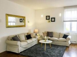 Luxusný 118m2 Apartmán s Krbom v Centre Nitry，位于尼特拉的酒店