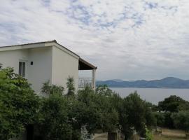 Apartments Bozo，位于德雷斯的酒店