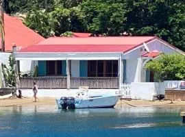 Villa GRENADINE Vue panoramique, les pieds dans l'eau