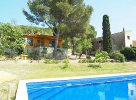 Casa amb piscina i jardí a Palamós per 6 persones