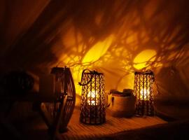 Luna Glamping，位于图兹拉的豪华帐篷
