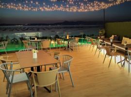 Hotel Mirador Ría de Arosa，位于里博雷多的酒店