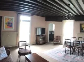 Appartement spacieux 78m2 plein centre, balcon, jusqu’à 6 personnes