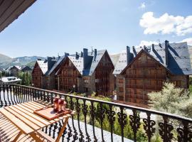 Wood ✪ WiFi, terraza ✪ Ideal excursiones，位于福米加尔的滑雪度假村