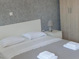 AVR Airport Deluxe Suites 6，位于马科普隆的旅馆