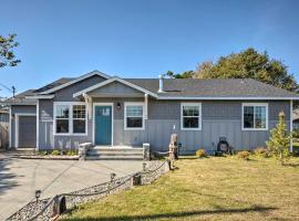 Coastal Getaway by Pebble Beach and Redwoods!