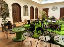 Hostal Las Puertas