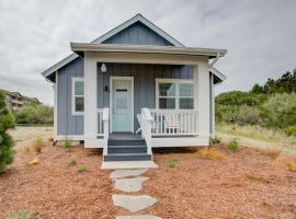 Sand Castle Cottage - Oyhut Bay Seaside Village，位于洋滨市的乡村别墅