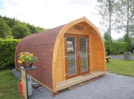 Glamping Huts in Heart of Snowdonia，位于多尔盖罗的豪华帐篷营地