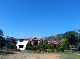 Finca Casa Loma Barichara，位于巴里查拉的度假屋