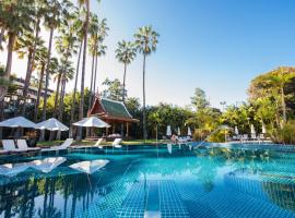 东方植物园水疗花园酒店，位于拉克鲁斯的浪漫度假酒店