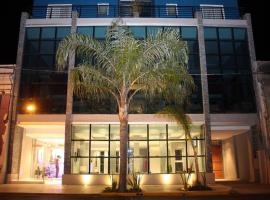 Hotel Identidad，位于科连特斯的酒店