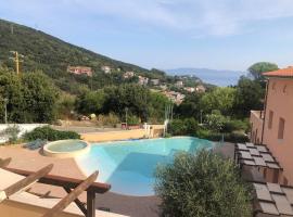 La Pergola al Cavo 107，位于卡沃的酒店