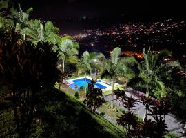 Finca Hotel Tierra Verde，位于Belén科帕卡瓦纳科姆法玛会展中心附近的酒店