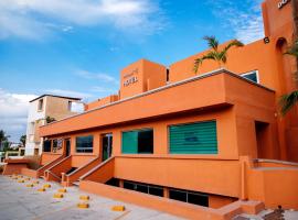 Hotel Boutique Plaza Doradas，位于圣何塞德尔卡沃的酒店