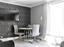 2 Bedroom Apartment at SECC Hydro FREE PARKING，位于格拉斯哥的酒店