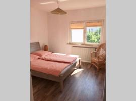 Hinter Burg, Haus mit Garten，位于迈恩的酒店