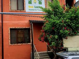 Bee Lucky Hostel and Tours，位于埃里温的酒店