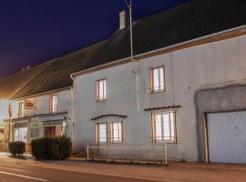 Le loup qui dort，位于Longwy-sur-le-Doubs的酒店