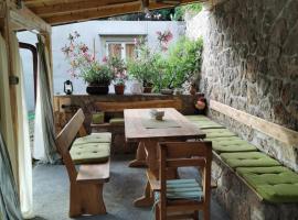 Studio Apartmani Kremić，位于卡尔卢巴格的酒店