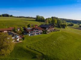 Berg Hotel Weingarten Garni，位于里姆斯廷格的酒店