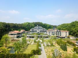 Eden Paradise Hotel，位于利川市的酒店