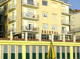 Hotel Bristol，位于莱圭利亚的酒店