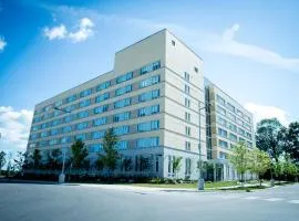 雷克海德大学公寓及会议中心酒店