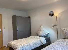 Beste Lage in Rostock: 2-Zimmerwohnung mit Balkon im 1.OG
