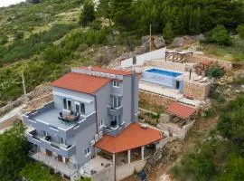 Exclusive Villa Almissa with swimming pool and sea view