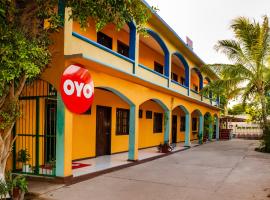 OYO Hotel Miramar, Loreto，位于洛雷托的酒店