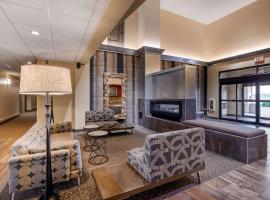 Comfort Suites Burlington，位于Southeast Iowa Regional Airport - BRL附近的酒店