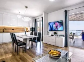 Aurora Seaview Apartment