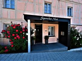 Hotel Sporcher Nest，位于Cadolzburg的酒店