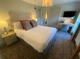 The Scotts Arms Village Inn，位于Sicklinghall的酒店