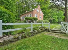 Sky Parlor Farm on 480 Acres with Fire Pit!